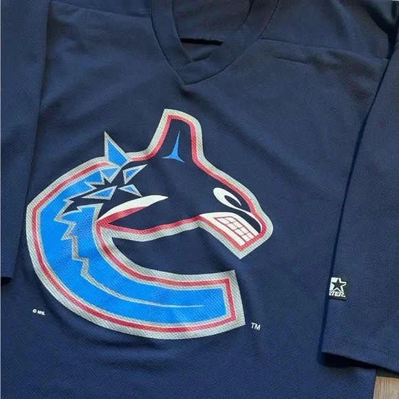 Vintage Hockey Canucks Starter Jersey - Picture 9 of 10